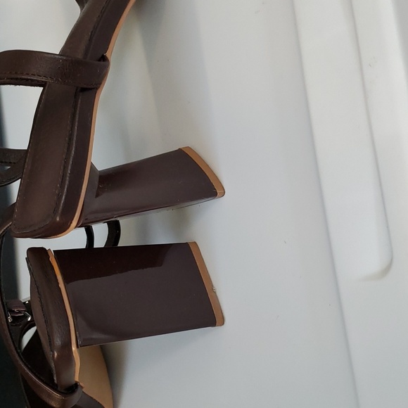 Size 7 Gabrielle Union Heels - Picture 4 of 4